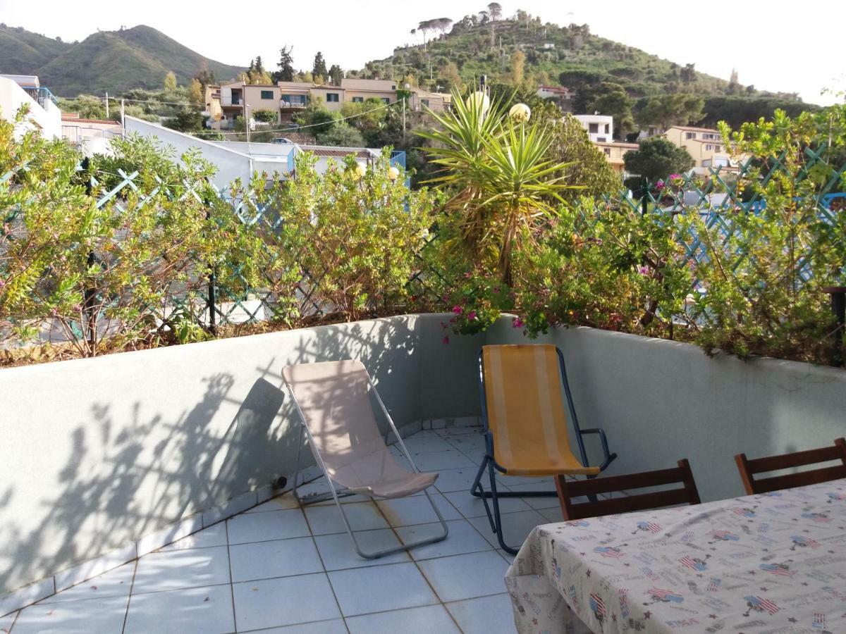 Appartamento Santa Lucia เชฟาลู ภายนอก รูปภาพ